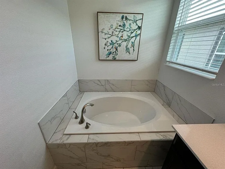 9235 Sommerset Hills Dr — Photo 14