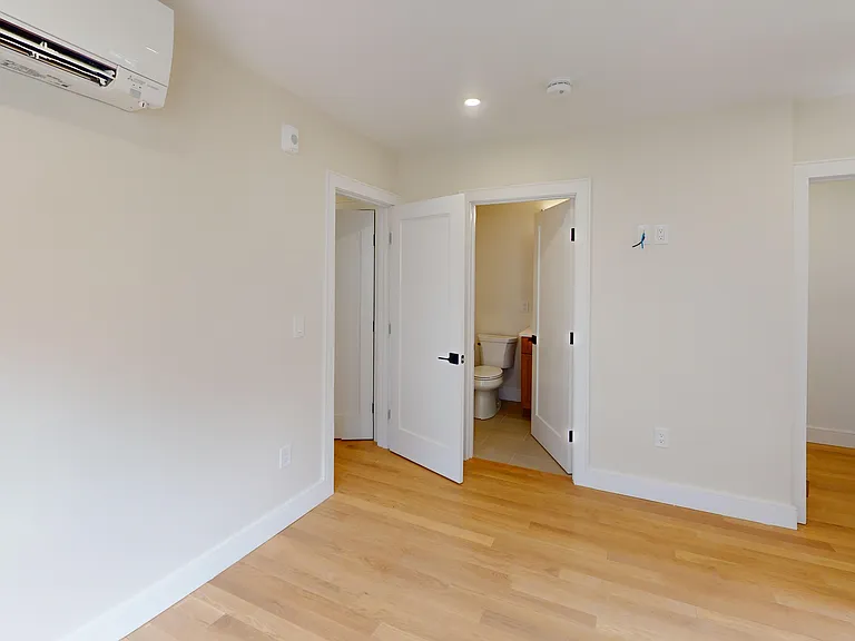 59 Gove St #3 — Photo 4