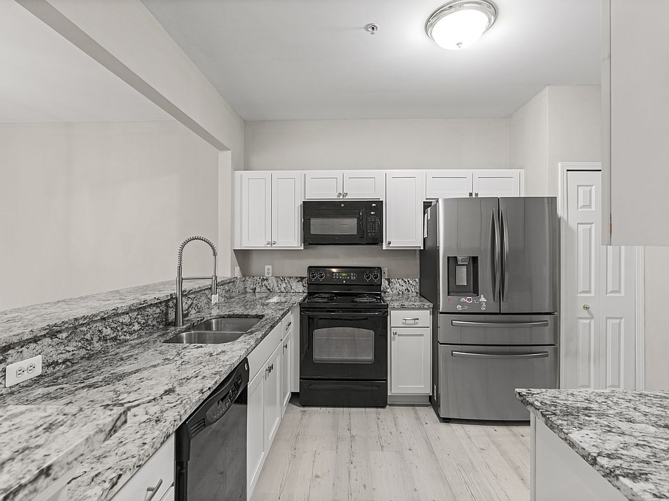 29822 Heritage Pkwy, photo 7