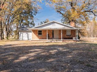 1107 Hearts Delight Ave, Greenville, IL 62246