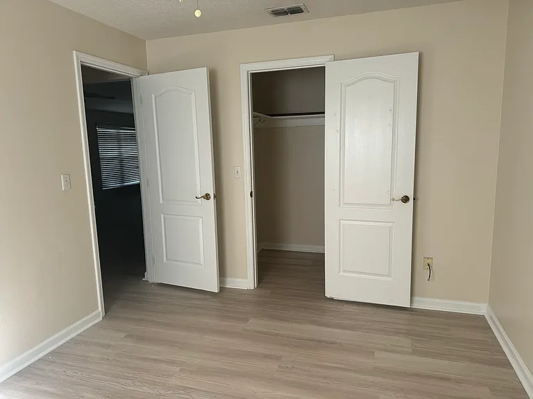 3528 Idle Hour Dr — Photo 4