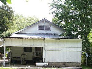 2nd image of 713 Dabbs St