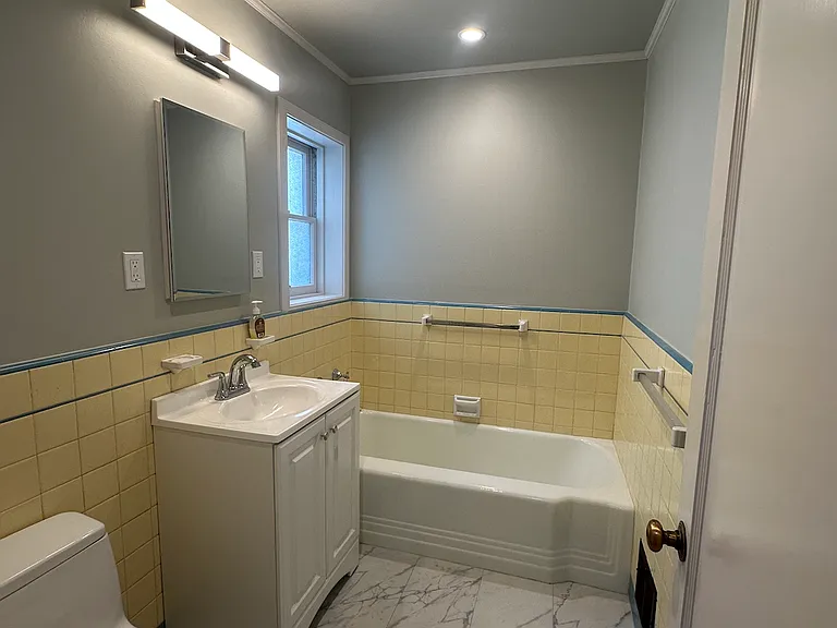 4039 Mission St — Photo 11
