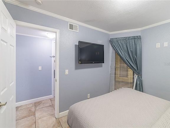 3rd image of 2506 N Rocky Point Dr #311