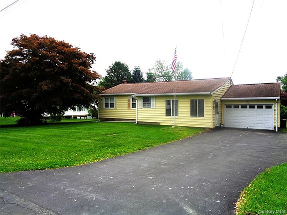 2nd image of 63 Oakwood Drive
