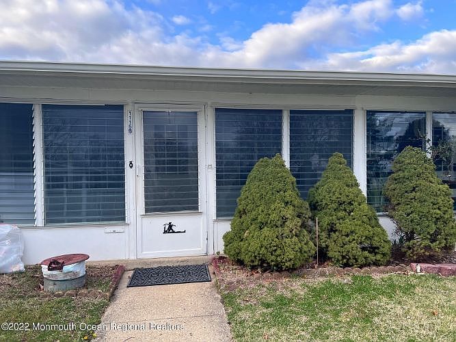 1st image of 1115B Argyll Cir