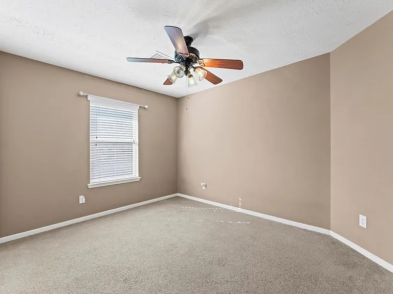 15107 Summer Sunset Dr — Photo 13