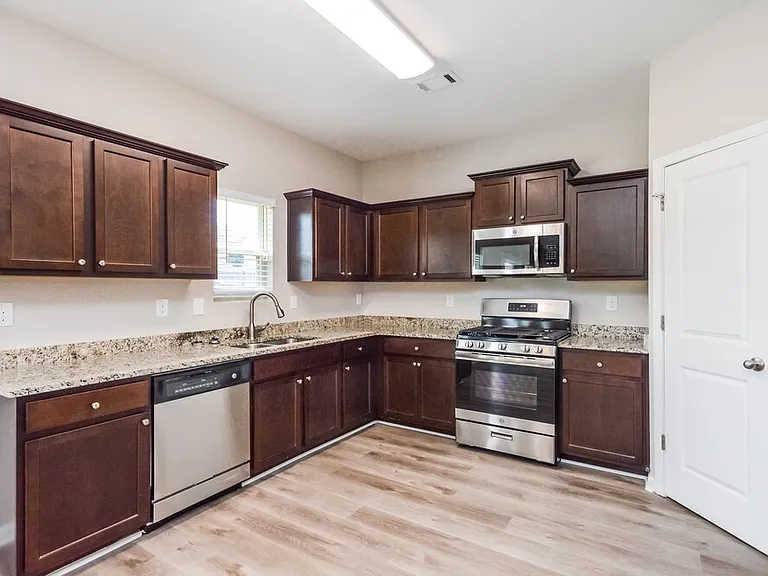 3458 Sandstone Trl SE — Photo 7