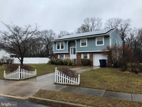 29 Concord Dr, Williamstown, NJ 08094