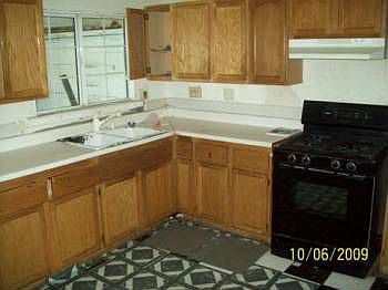 3rd image of 247 Hahn St