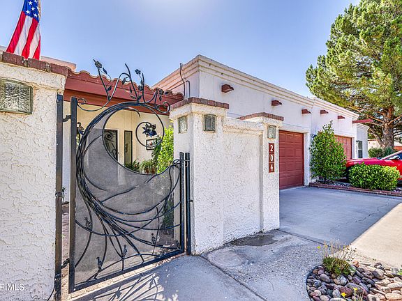 5th image of 204 Casas Bella Ln