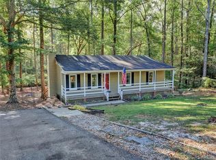 11241 Sunfield Dr, Midlothian, VA 23112