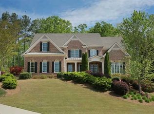 220 Highlake Ct, Roswell, GA 30075
