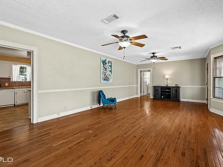 266 Carrollton Ave — Photo 18