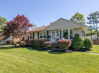 899 McKinley Ave, Bedford, OH 44146