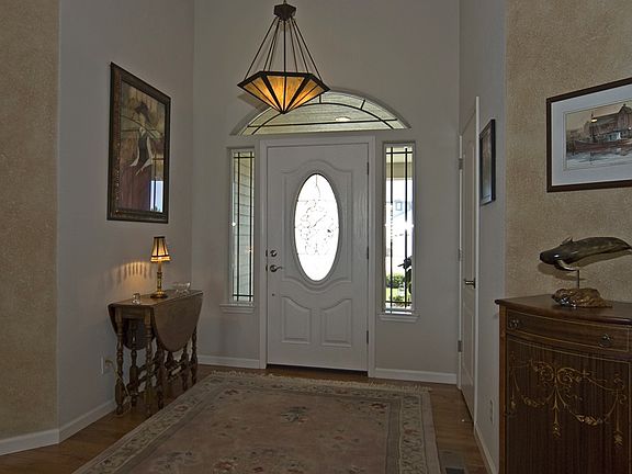 5th image of 2920 La Cresta Cir