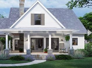 1047 Laura Dr, Dalton, GA 30721