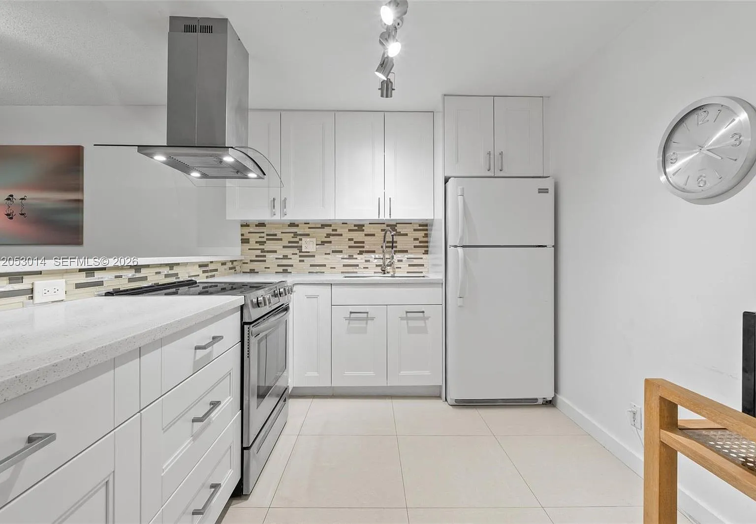 Olympus Condo Phase — Photo 3