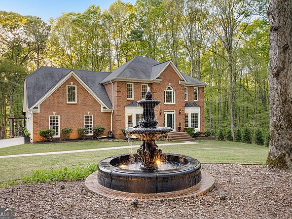 5th image of 150 S Kite Lake Rd