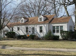 1238 Crescent Dr, Council Bluffs, IA 51503