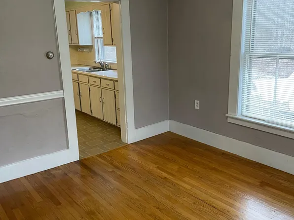 17 Canada Ln, West Warren, MA