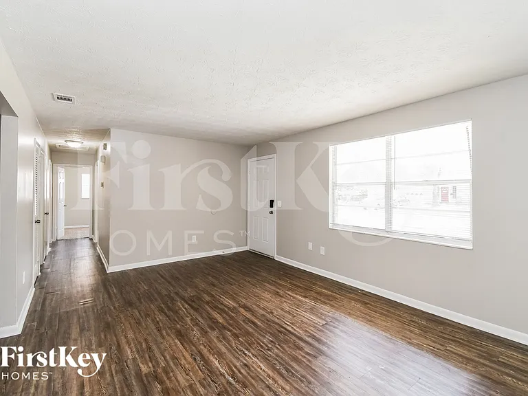 4476 W Jade Dr — Photo 2