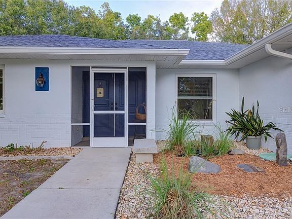 2nd image of 25181 Esmeralda Ct