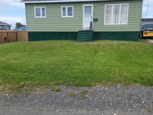 23 Warren St, Glace Bay, NS B1A 1E1