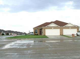 422 Blake Ln, Midlothian, TX 76065