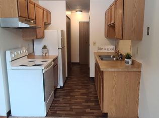 1207 3rd Ave N #104, Wahpeton, ND 58075