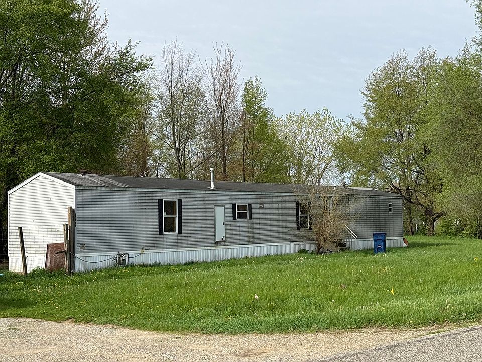 1st image of 33661 Maryann Dr