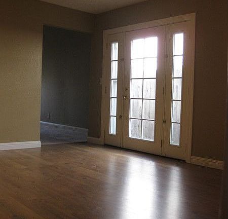 5th image of 8150 Deseret Ave