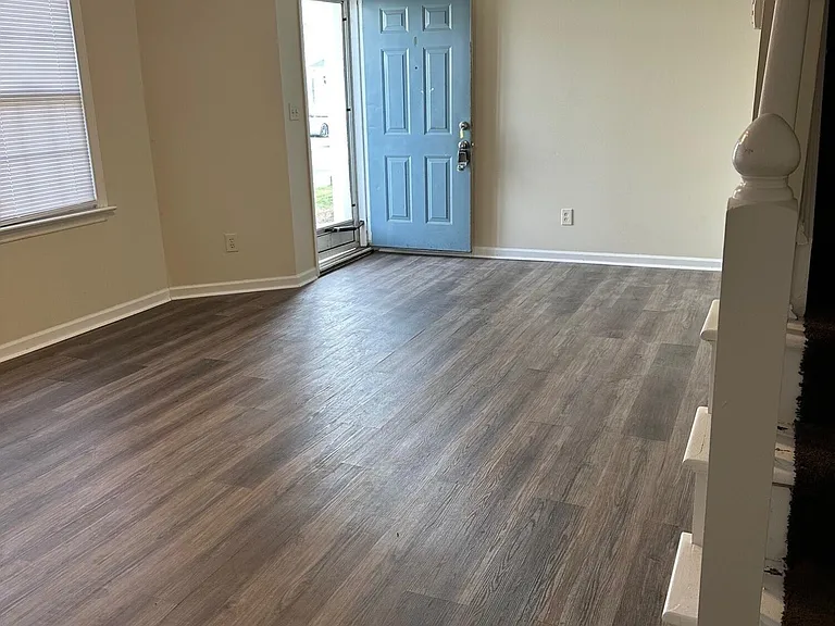 1119 Grovemont Dr #J6 — Photo 5