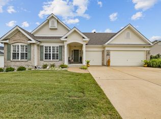7835 Pinetop Dr, Saint Louis, MO 63129