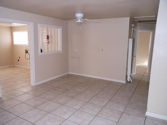 2nd image of 215 Hidalgo Dr