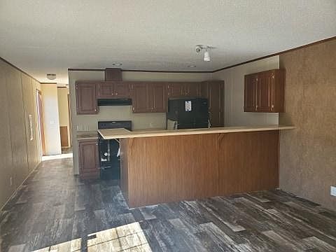 2nd image of 1805 2nd St