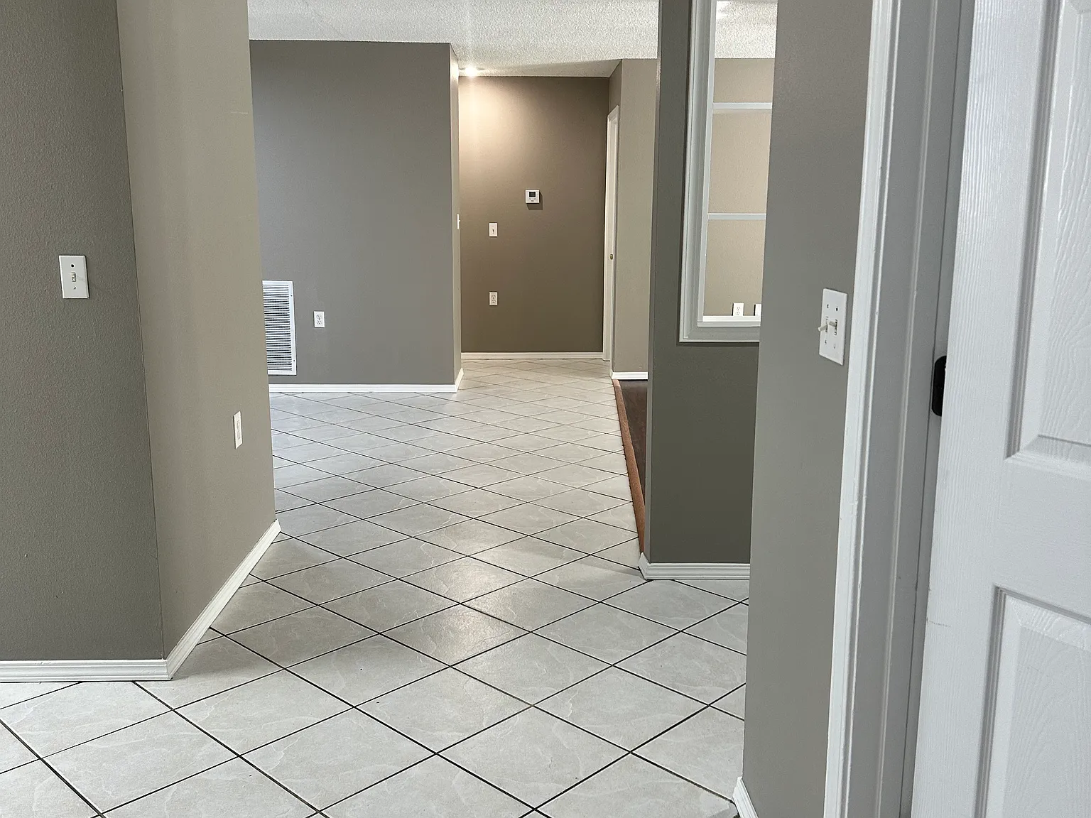 3 bed, 1496 sqft, $1,690 — Photo 4