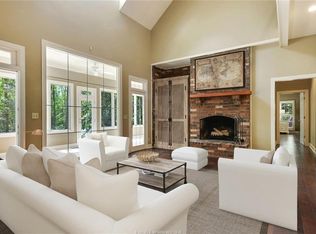 1012 Oakwood Dr, Hardeeville, SC 29927