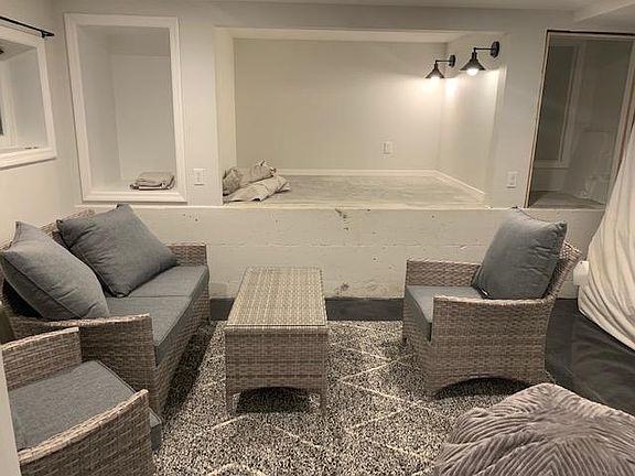 3rd image of 246 Fairmont Ave #2