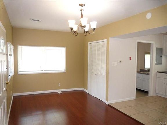 5th image of 325 Harriman Heights Rd APT C
