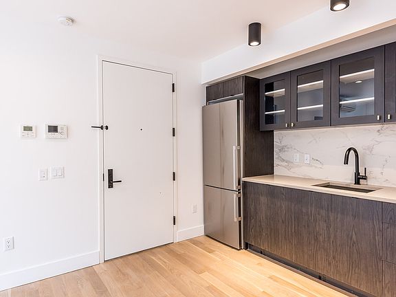 4th image of 4 N Henry St APT 1C