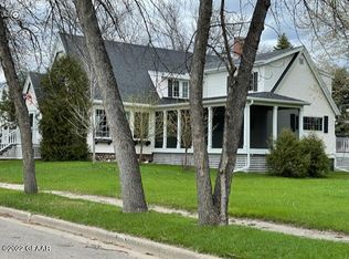 602 Code Ave S, Park River, ND 58270