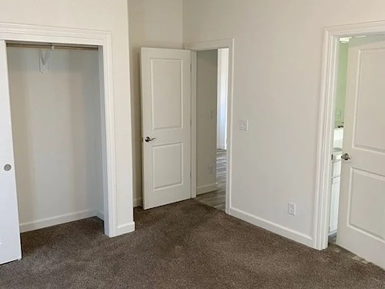 4665 Pleasant Hills Dr — Photo 6