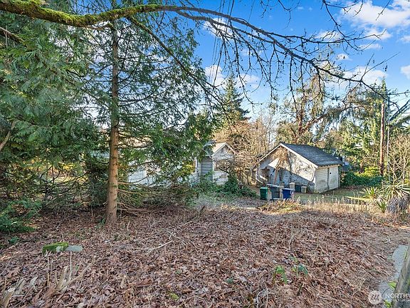 2nd image of 5721 108th Avenue NE