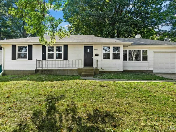 10043 Hedge Dr, Saint Louis, MO 63137