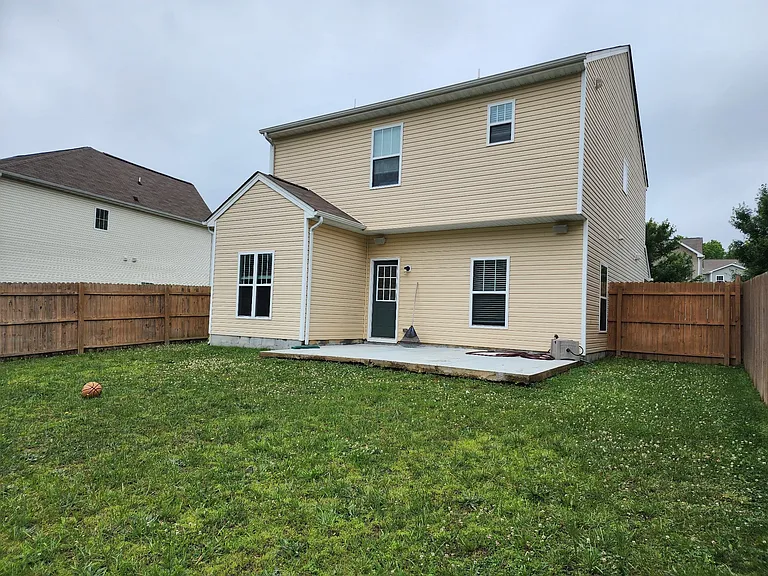 3020 Maura Ct — Photo 15