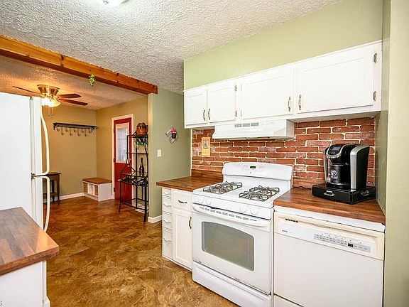 4th image of 958 W Pershing St