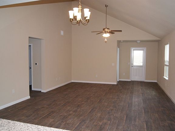 4th image of 11001 Ukaoma Way
