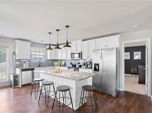 1636 Haddington Point Dr, Kernersville, NC 27284