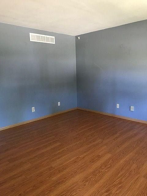 1st image of 5343 Concord Ave
